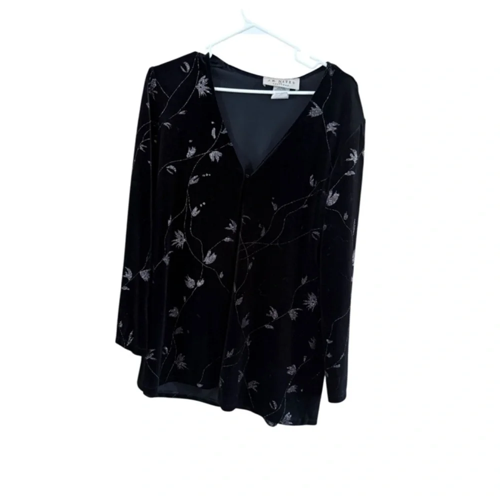 Elegant Black Velvet Blazer
